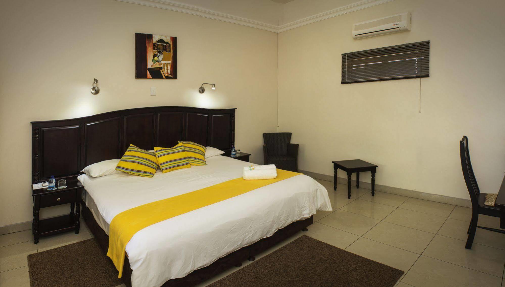 Victoria And Alfred Guest House Port Elizabeth Esterno foto