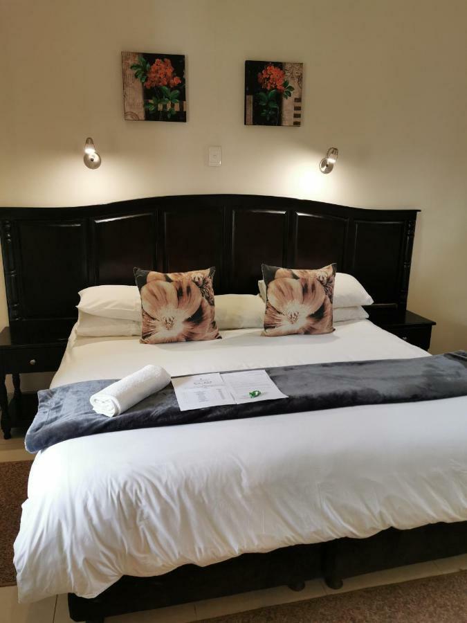 Victoria And Alfred Guest House Port Elizabeth Esterno foto